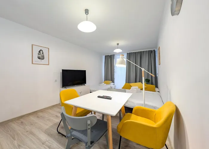 Powstańców śląskich Homely By Bookinghost Apartamento *