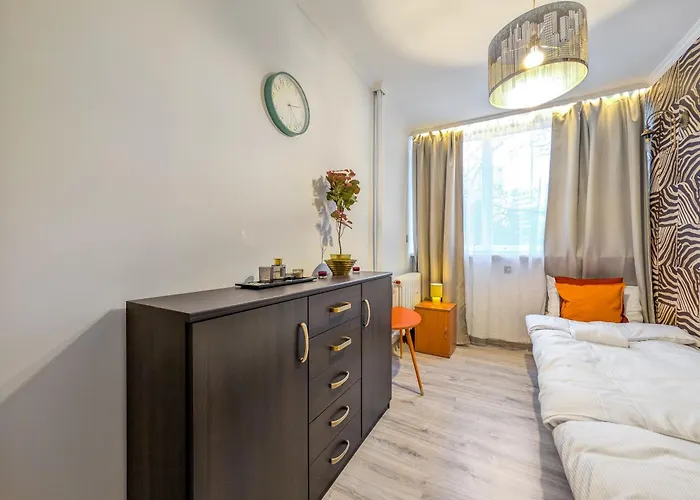 Powstańców śląskich Homely By Bookinghost Apartamento *