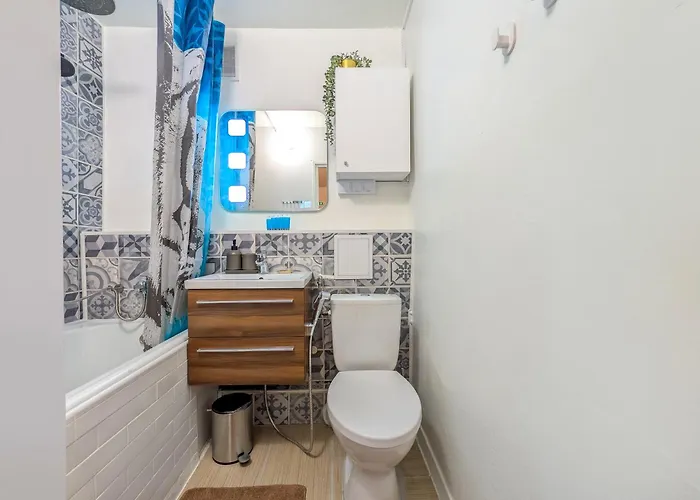 Powstańców śląskich Homely By Bookinghost Apartamento *