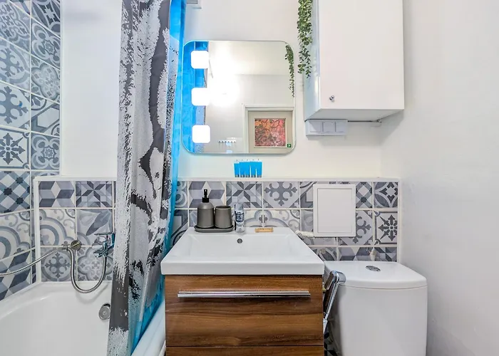 Powstańców śląskich Homely By Bookinghost Breslavia