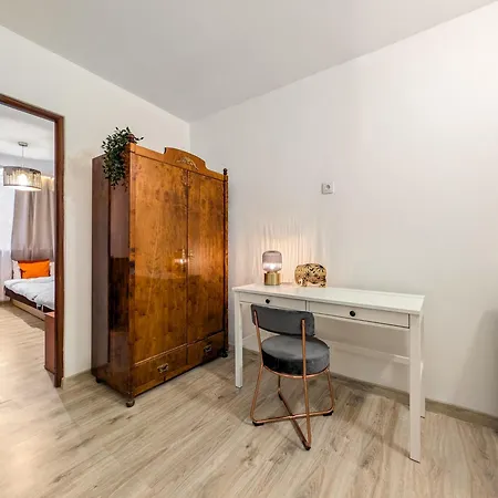 Apartament Powstańców śląskich Homely By Bookinghost